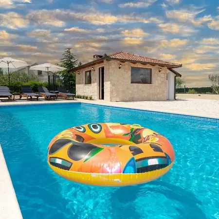 Charming Lucille Near National Park Krka *